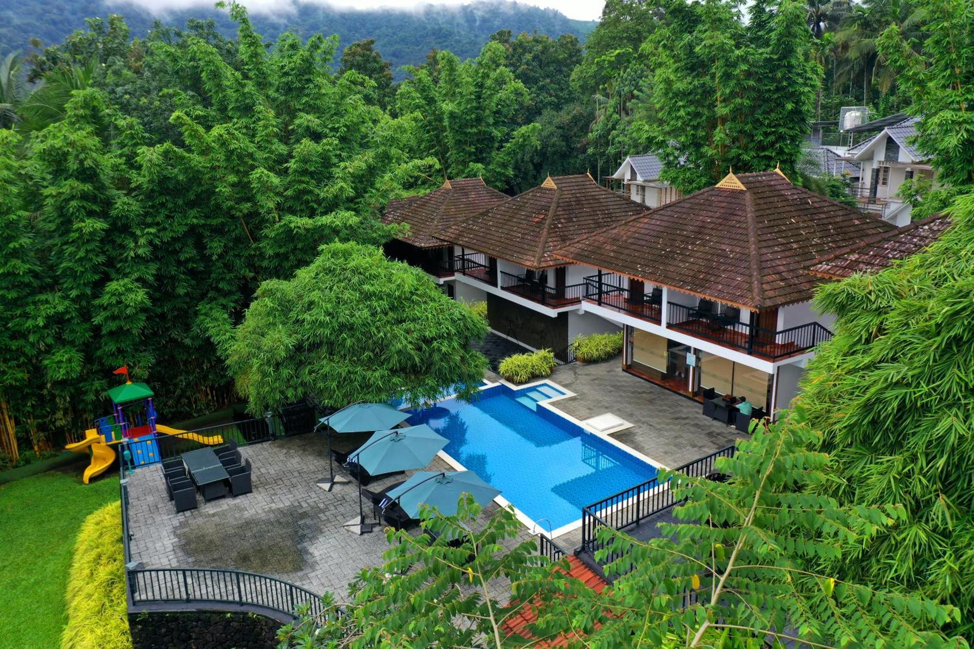 Athirapally Green Trees Athirappilly Eksteriør billede