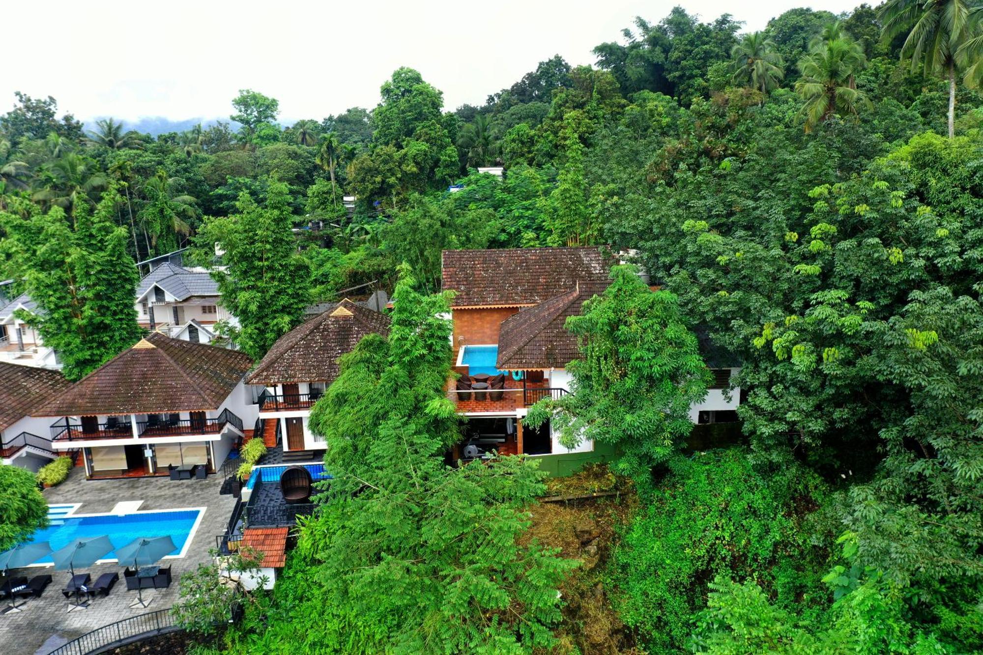 Athirapally Green Trees Athirappilly Eksteriør billede